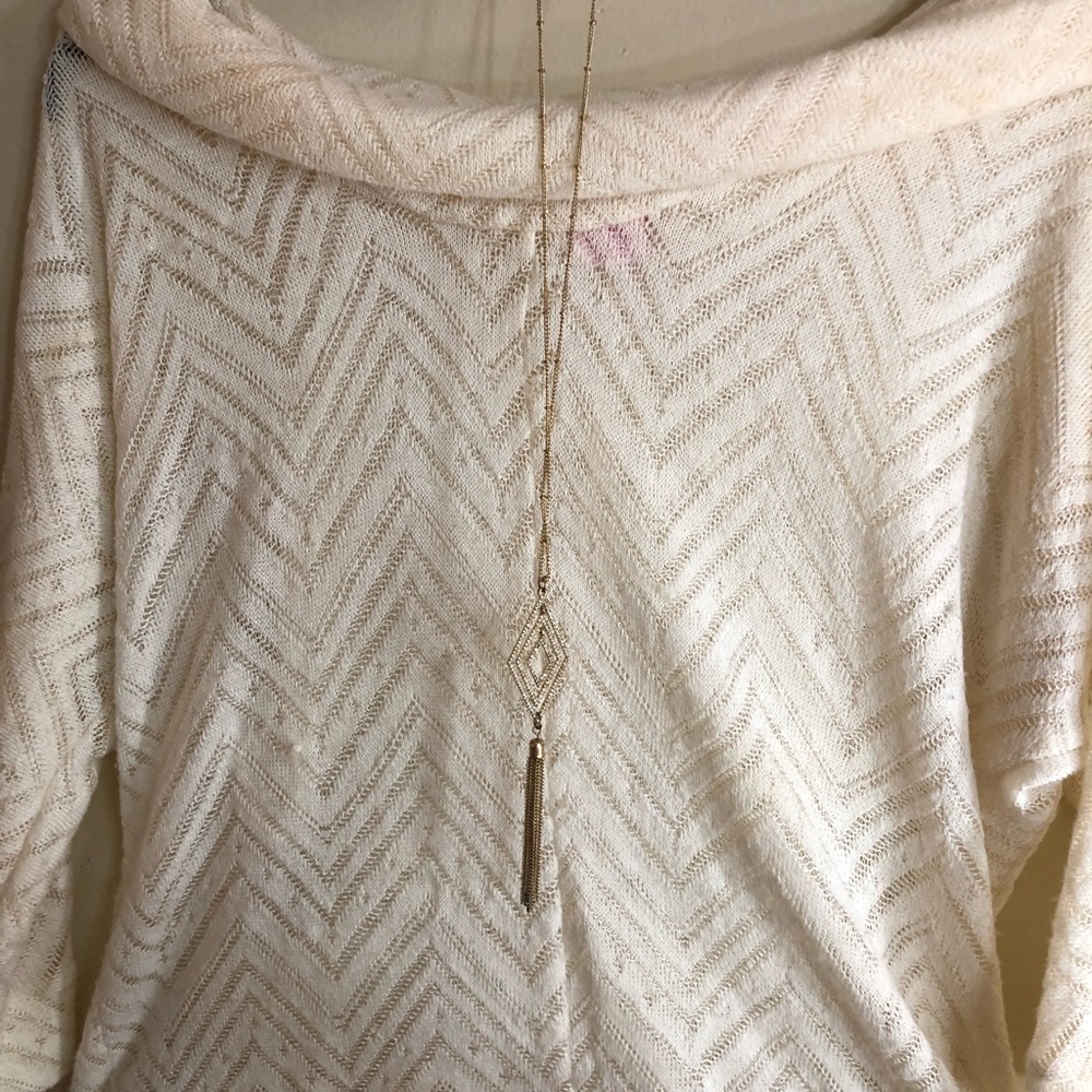 Top - Picture 2 of 2